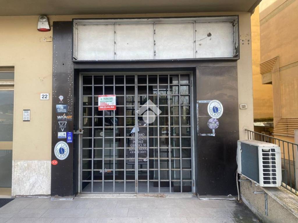 negozio in affitto a San Giovanni Valdarno