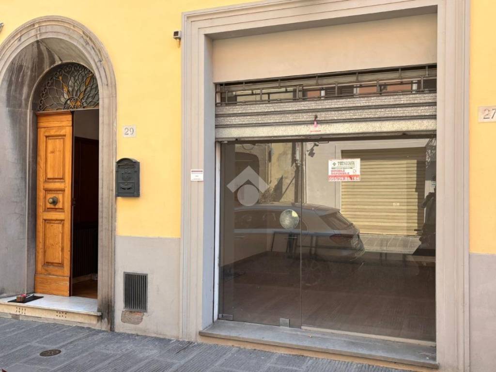 negozio in affitto a San Giovanni Valdarno