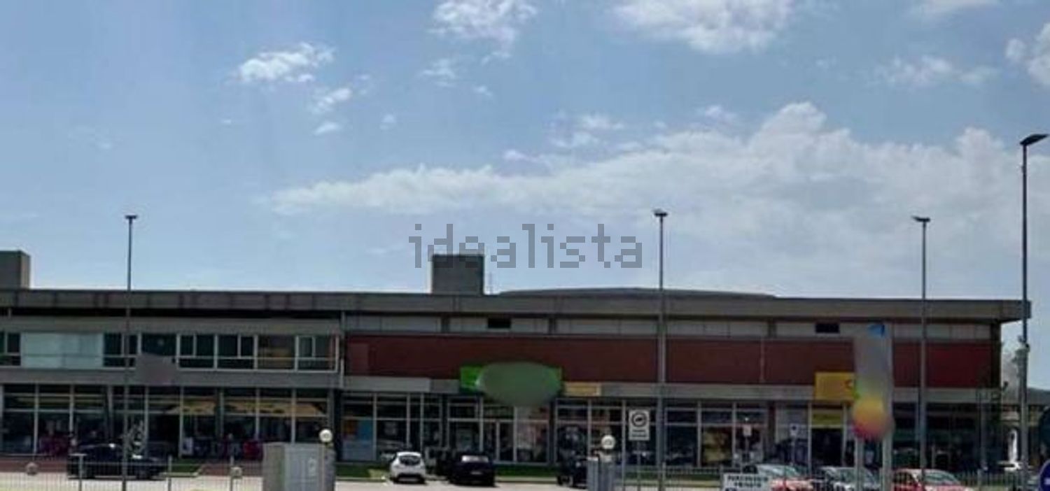 locale commerciale in affitto a San Giovanni Valdarno