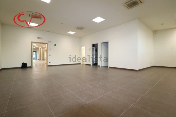 negozio in affitto a San Giovanni Valdarno