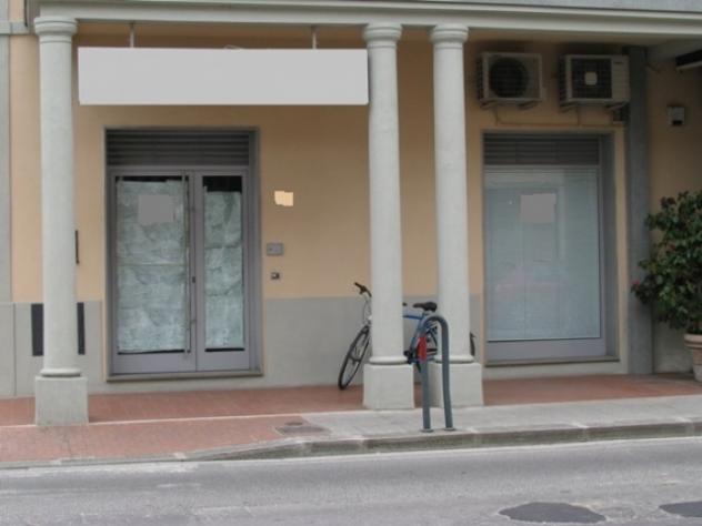 negozio in affitto a San Giovanni Valdarno