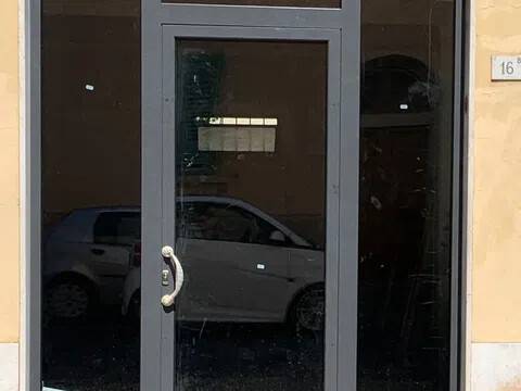 negozio in affitto a San Giovanni Valdarno