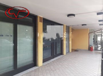 negozio in affitto a San Giovanni Valdarno