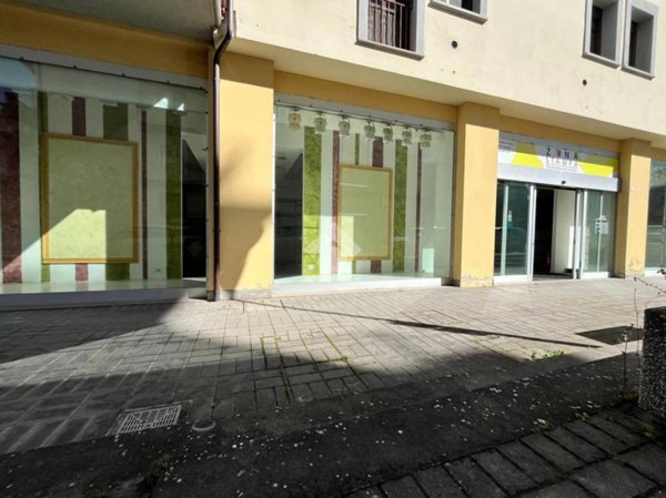 negozio in affitto a Sansepolcro