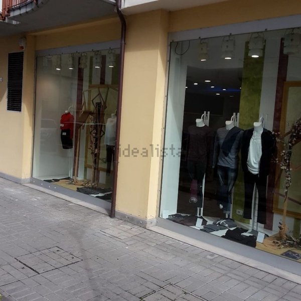 locale commerciale in affitto a Sansepolcro