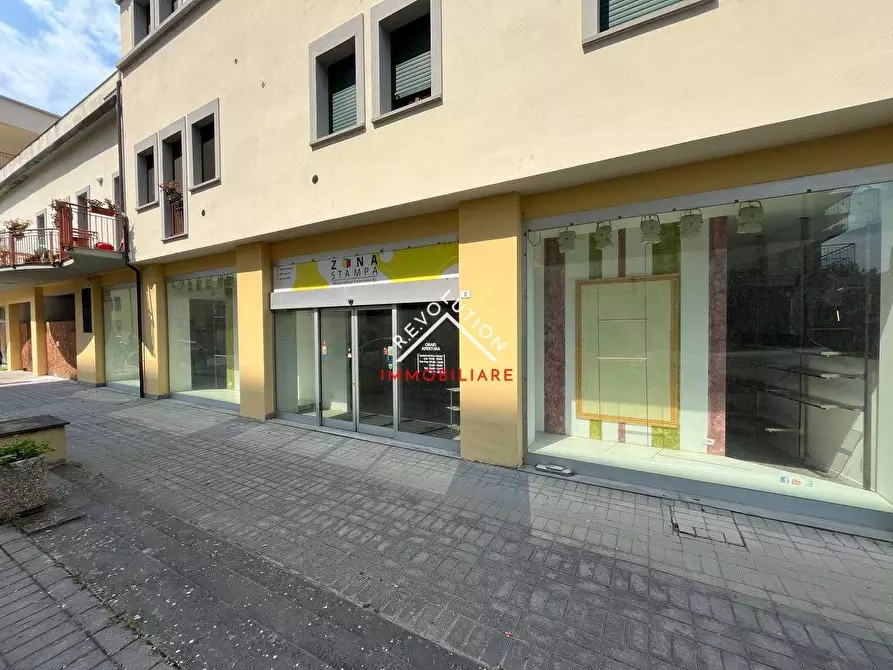 locale commerciale in affitto a Sansepolcro