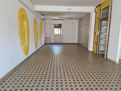 negozio in affitto a Subbiano