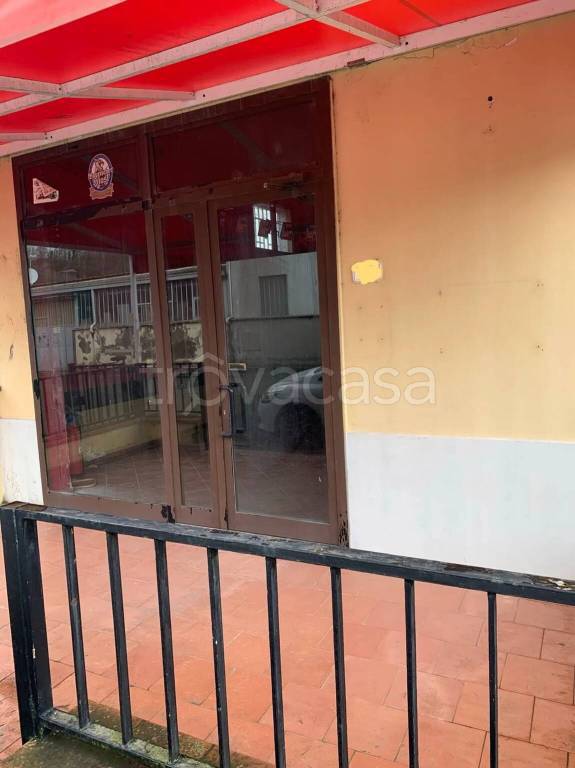 negozio in affitto a Terranuova Bracciolini