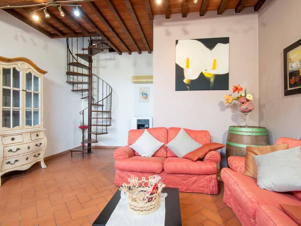 casa indipendente in affitto a Terranuova Bracciolini