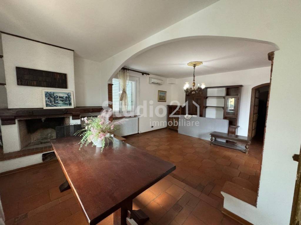 casa indipendente in affitto a Castelfranco Piandiscò