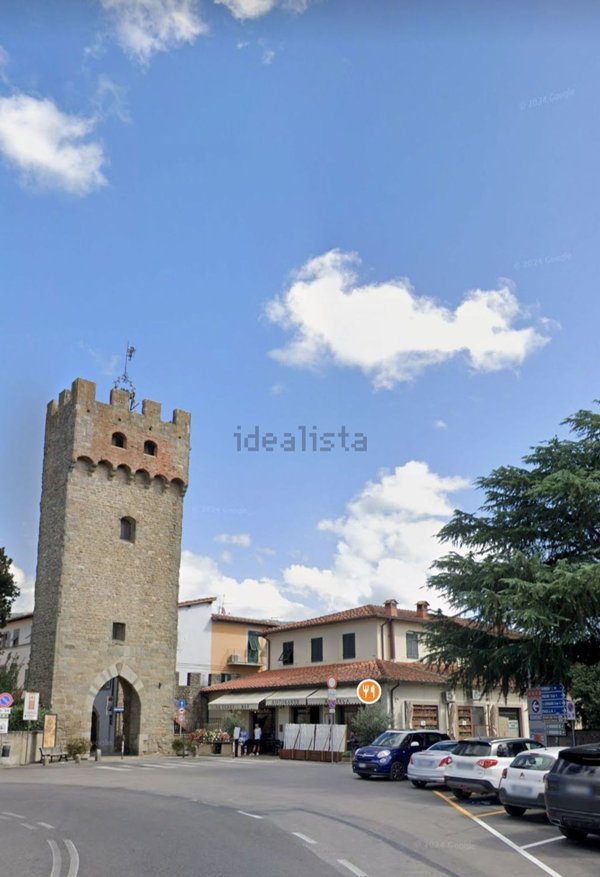 negozio in affitto a Castelfranco Piandiscò