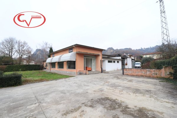 locale commerciale in affitto a Castelfranco Piandiscò in zona Faella