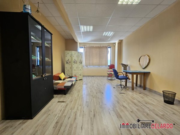 ufficio in affitto a Colle di Val d'Elsa