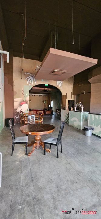 negozio in affitto a Colle di Val d'Elsa