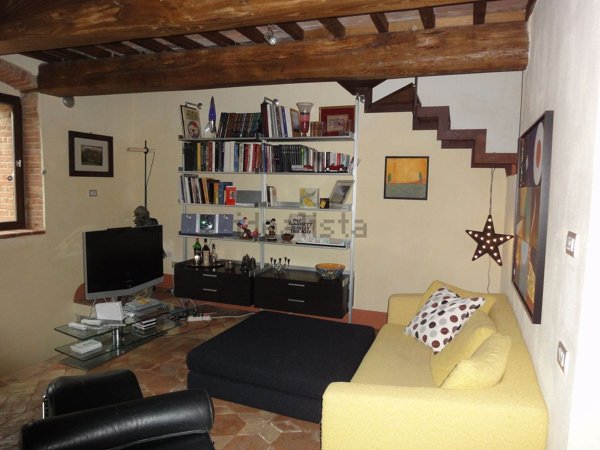 appartamento in affitto a Colle di Val d'Elsa