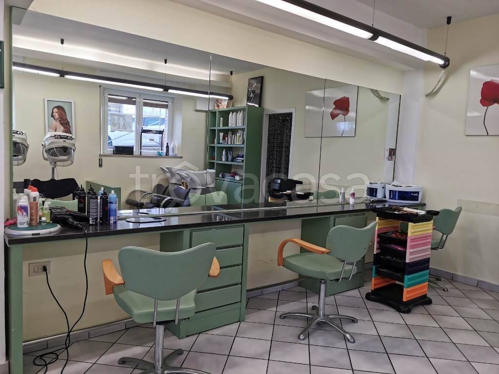 negozio in affitto a Monteriggioni in zona San Martino