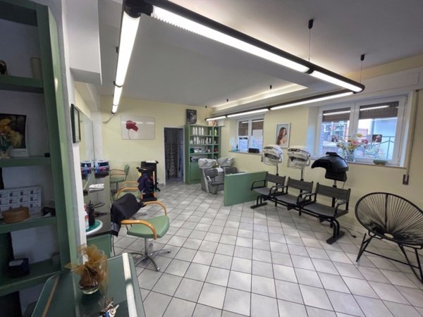 negozio in affitto a Monteriggioni in zona San Martino