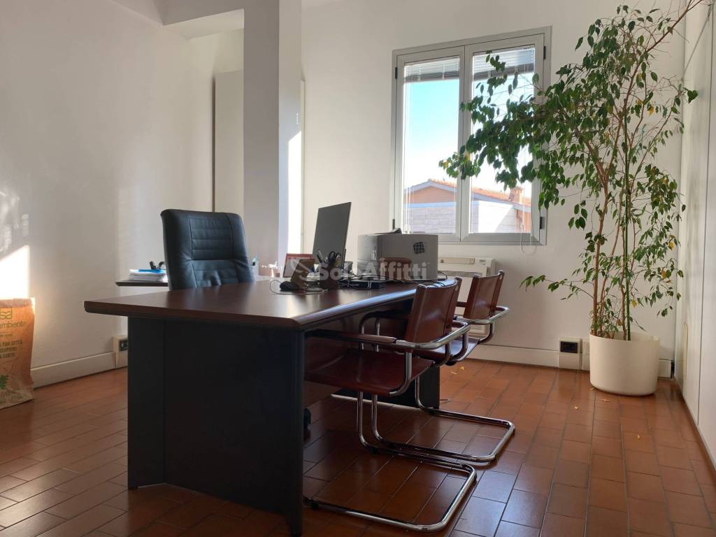 locale commerciale in affitto a Monteriggioni in zona San Martino