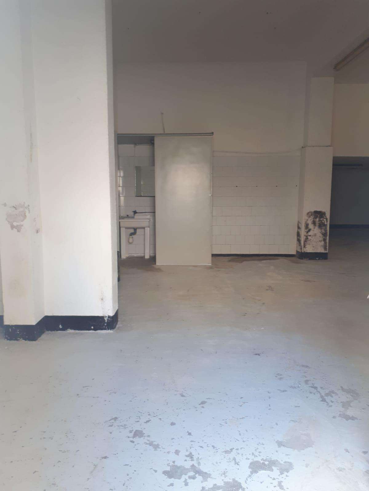 locale di sgombero in affitto a Poggibonsi