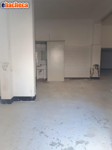 locale di sgombero in affitto a Poggibonsi