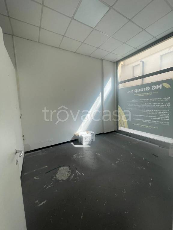 negozio in affitto a Poggibonsi in zona Centro Storico