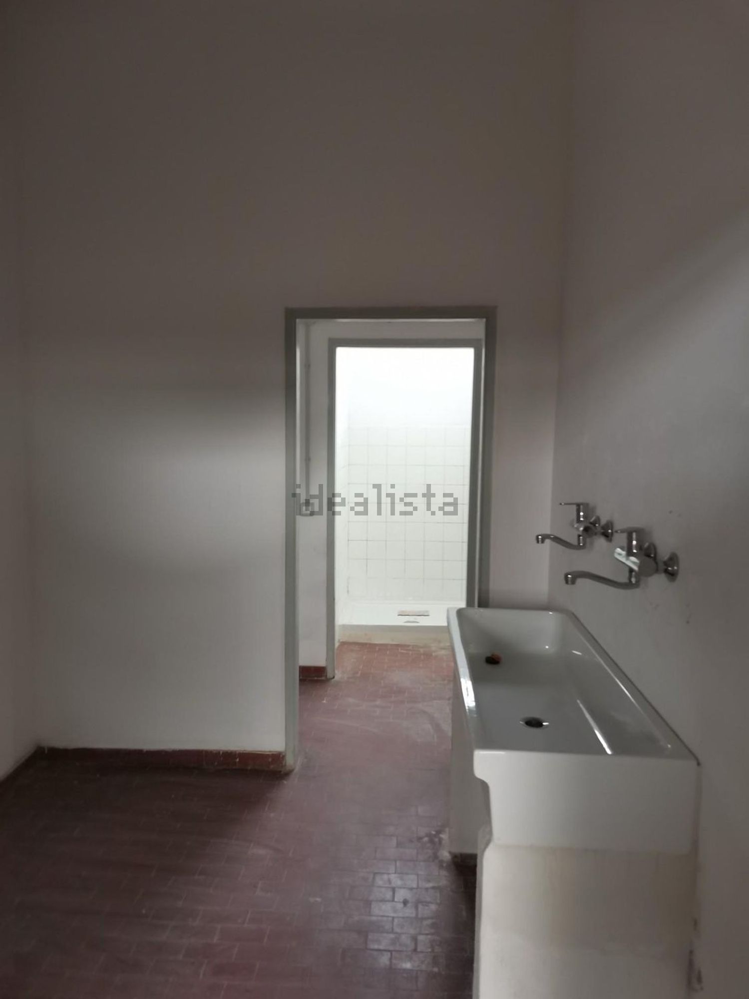 capannone in affitto a Poggibonsi