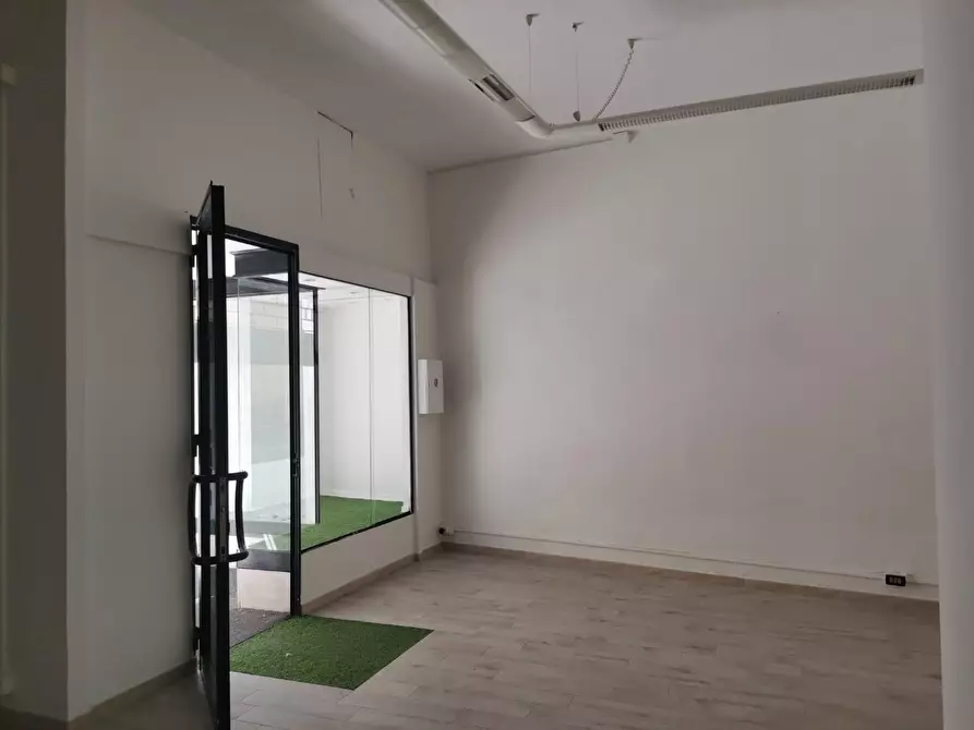 negozio in affitto a Poggibonsi