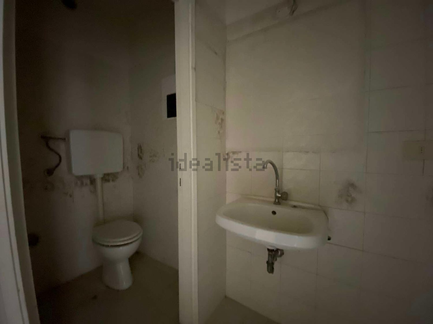 locale commerciale in affitto a Poggibonsi