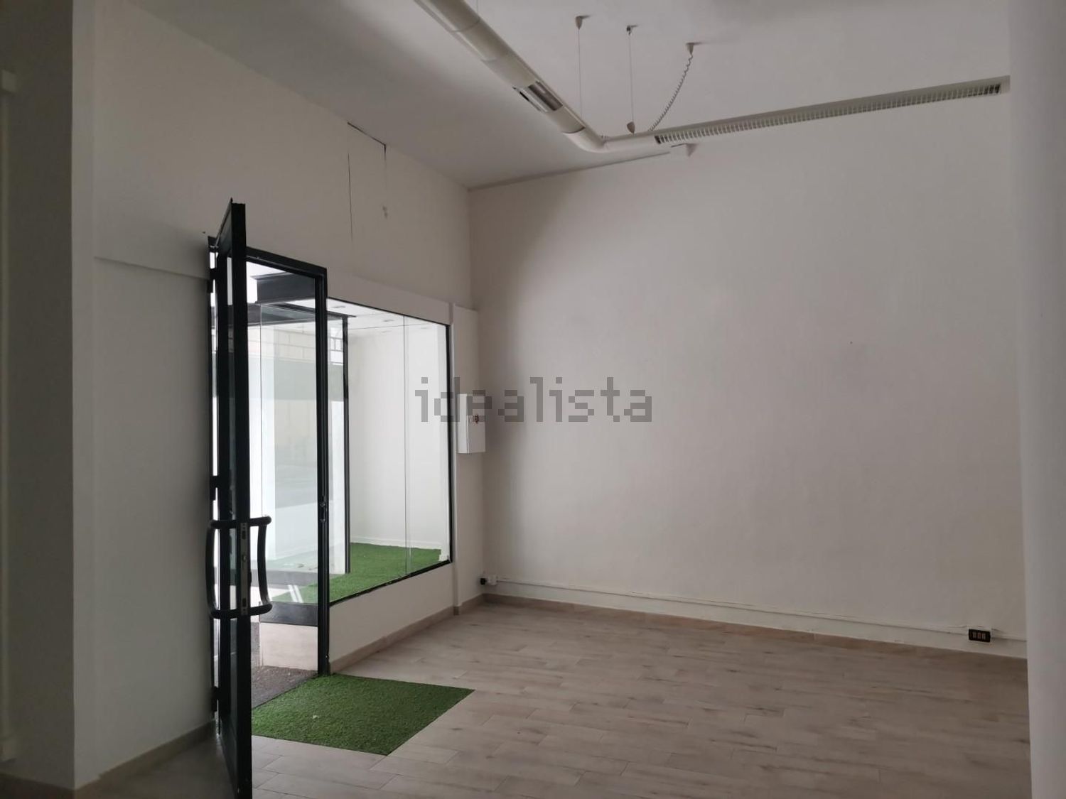 locale commerciale in affitto a Poggibonsi