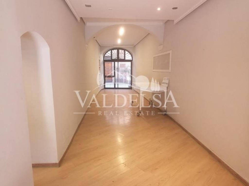 negozio in affitto a Poggibonsi