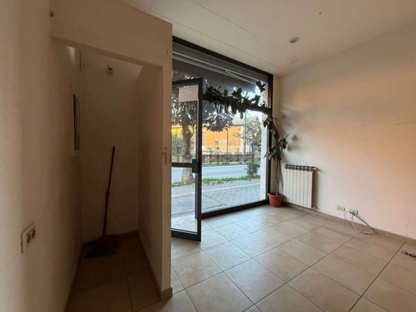 ufficio in affitto a Poggibonsi in zona Borgaccio