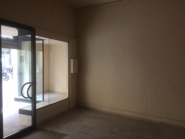negozio in affitto a Poggibonsi in zona Centro Storico