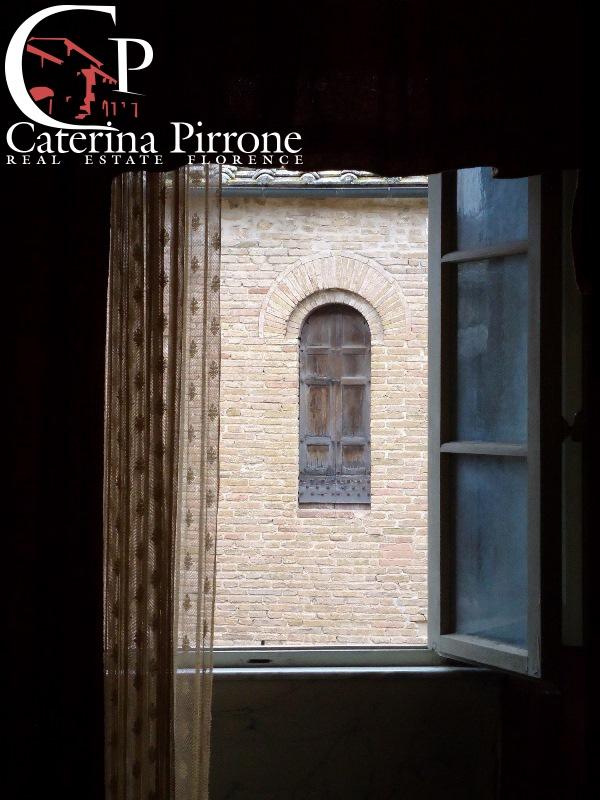 locale di sgombero in affitto a San Gimignano