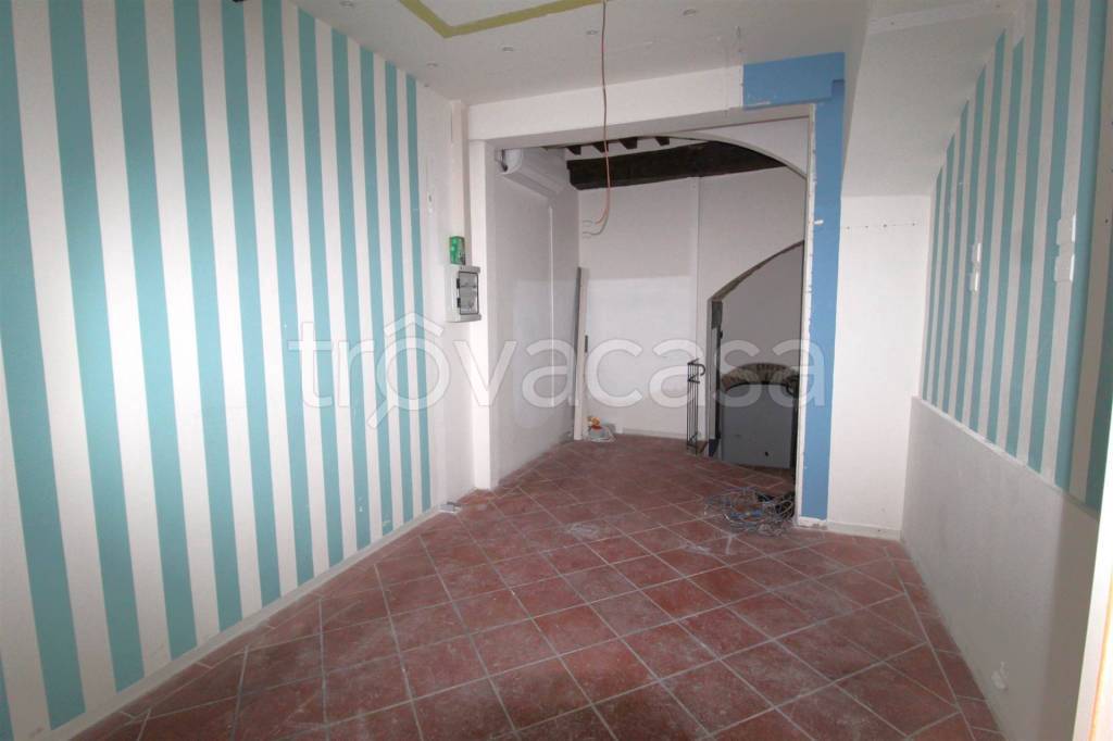 negozio in affitto a San Gimignano