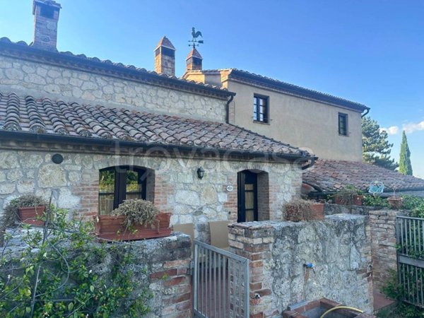 appartamento in affitto a Sarteano