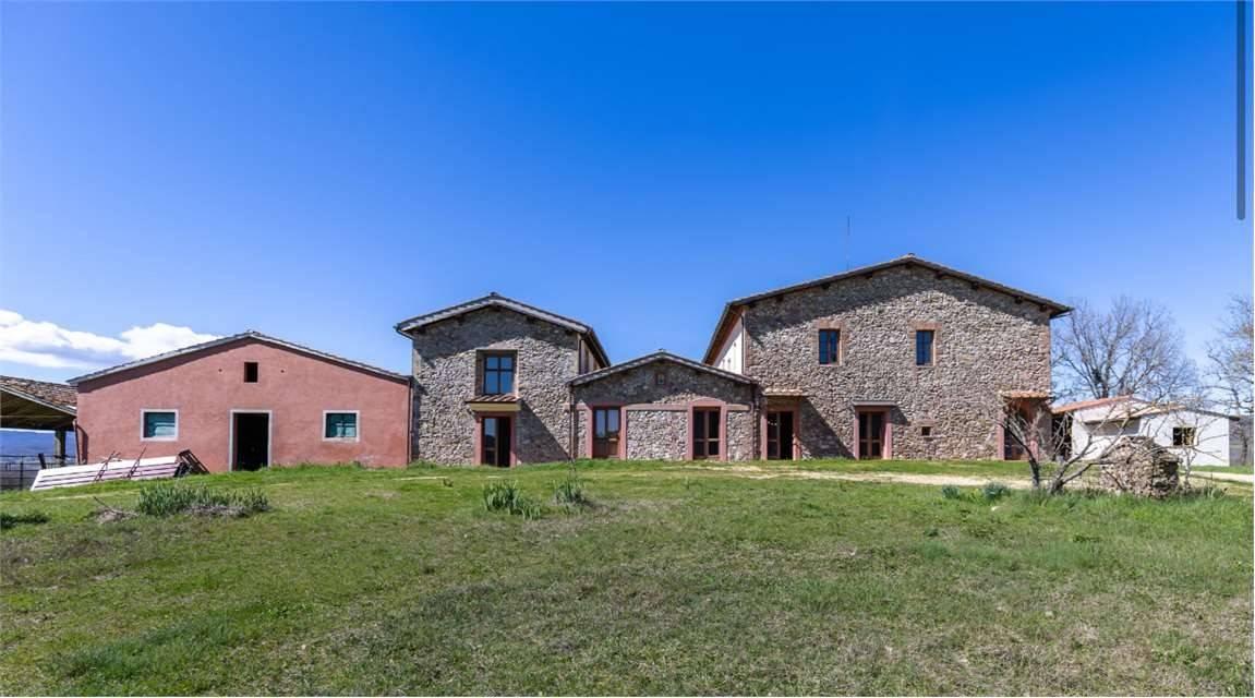 villa in affitto a Siena in zona Isola d'Arbia