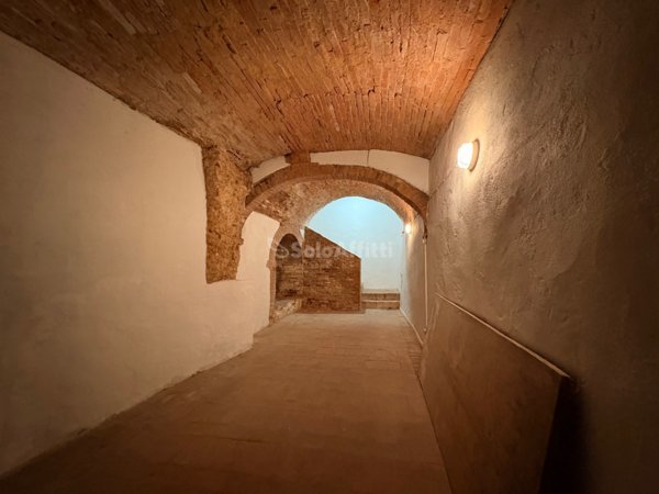 trivano in affitto a Siena in zona Centro Città