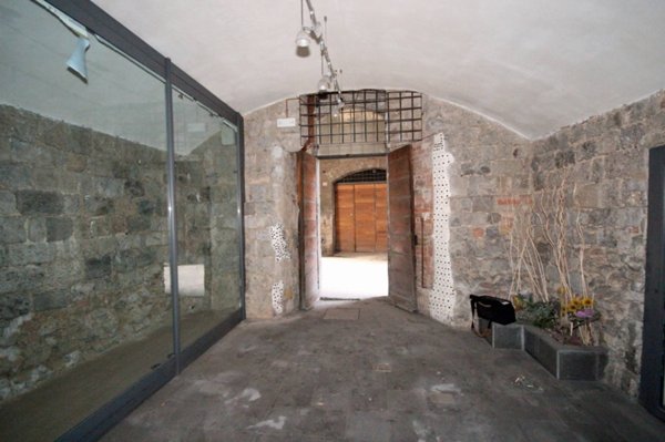 negozio in affitto a Siena in zona Centro Città