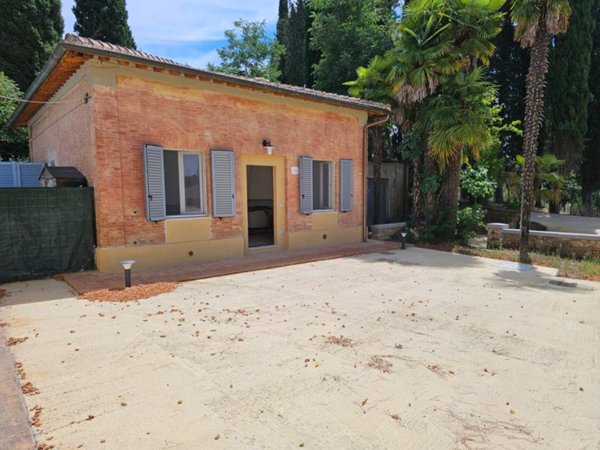 appartamento in affitto a Siena in zona San Miniato