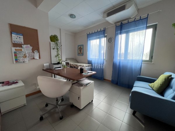 ufficio in affitto a Siena in zona Montalbuccio