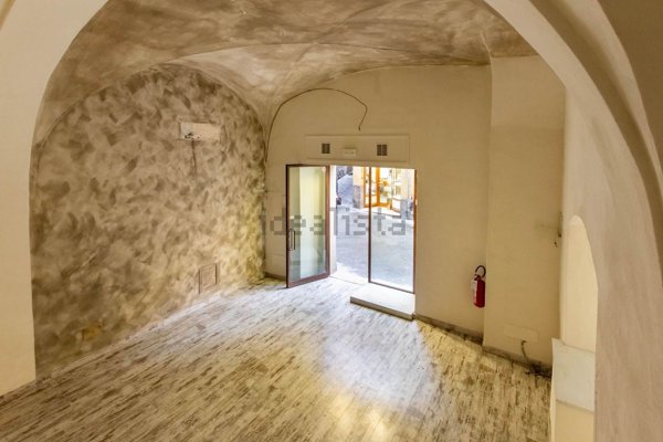 locale di sgombero in affitto a Siena in zona Centro Città