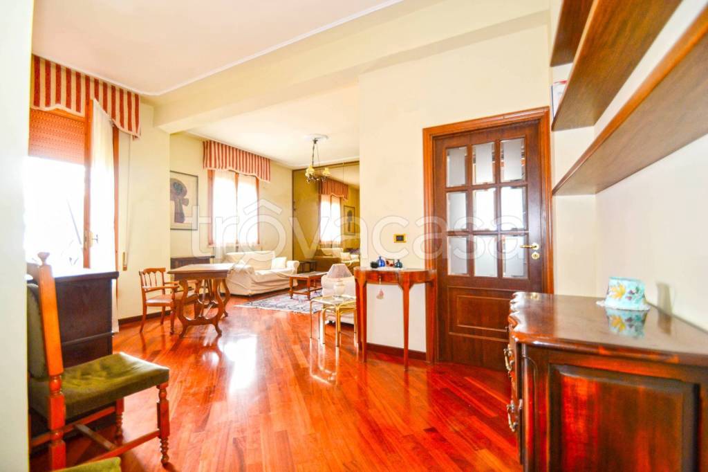 appartamento in affitto a Siena in zona San Miniato