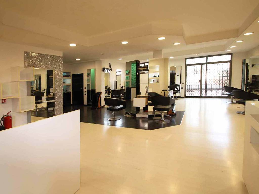 negozio in affitto a Siena in zona Centro Città