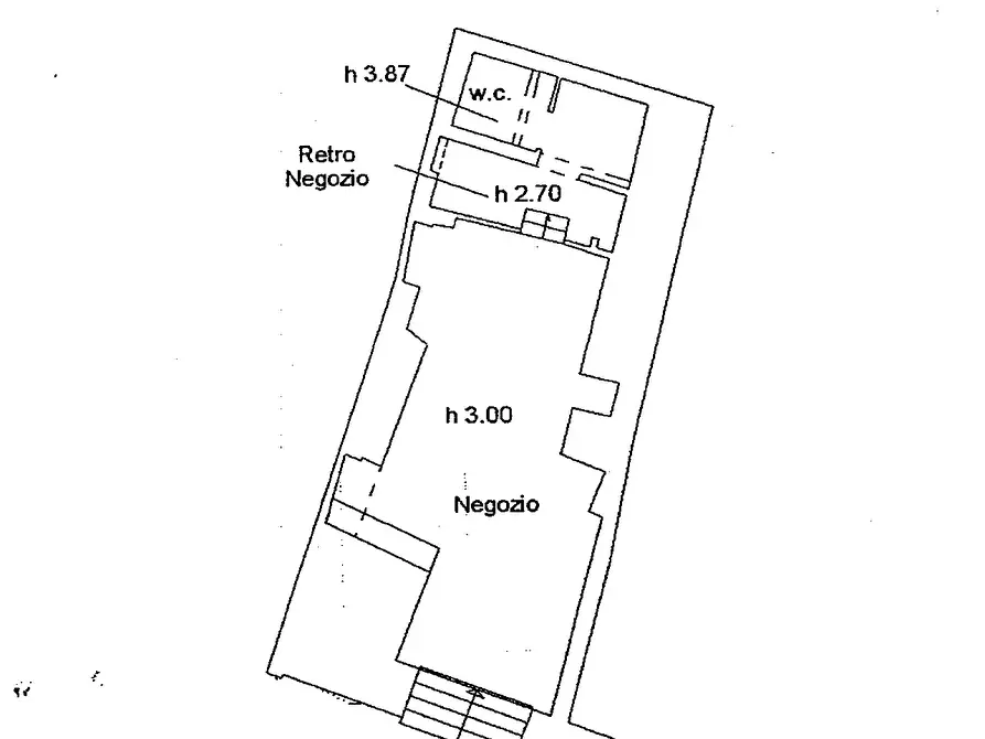 locale commerciale in affitto a Siena in zona Centro Città