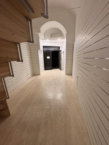 negozio in affitto a Siena in zona Centro Città