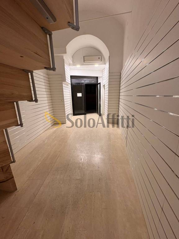 negozio in affitto a Siena in zona Centro Città