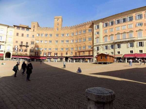 negozio in affitto a Siena in zona Centro Città