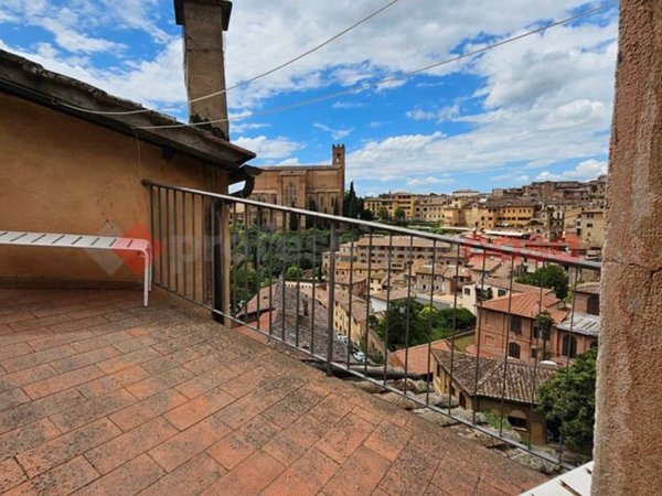 appartamento in affitto a Siena in zona Centro Città