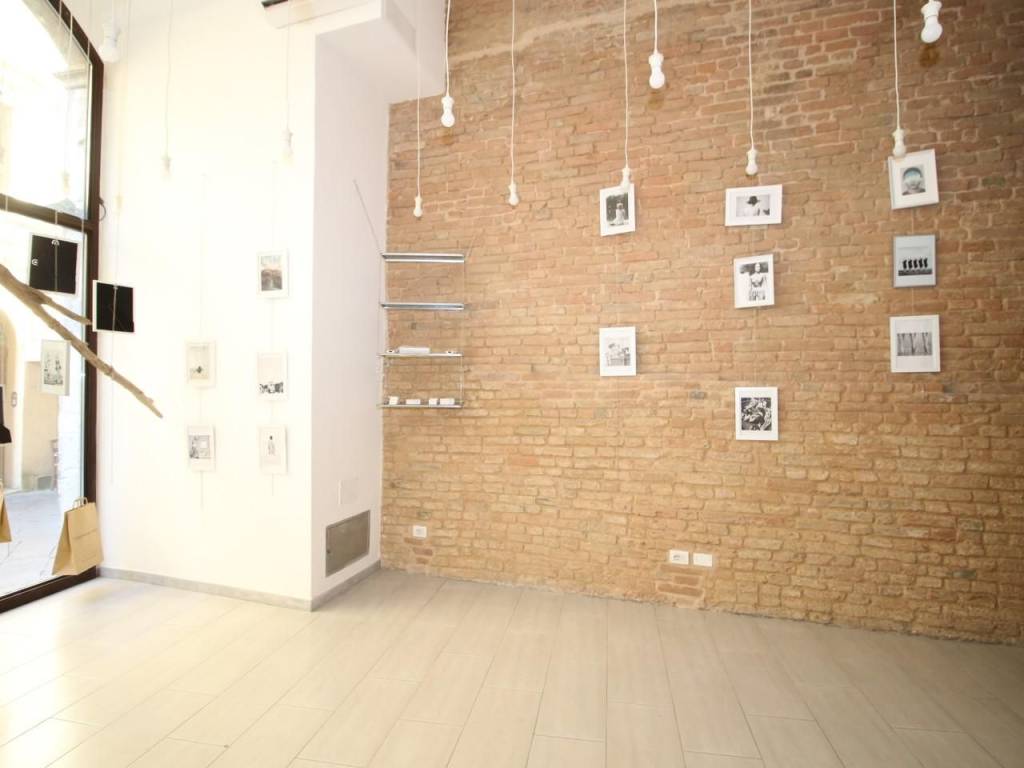 negozio in affitto a Siena in zona Centro Città