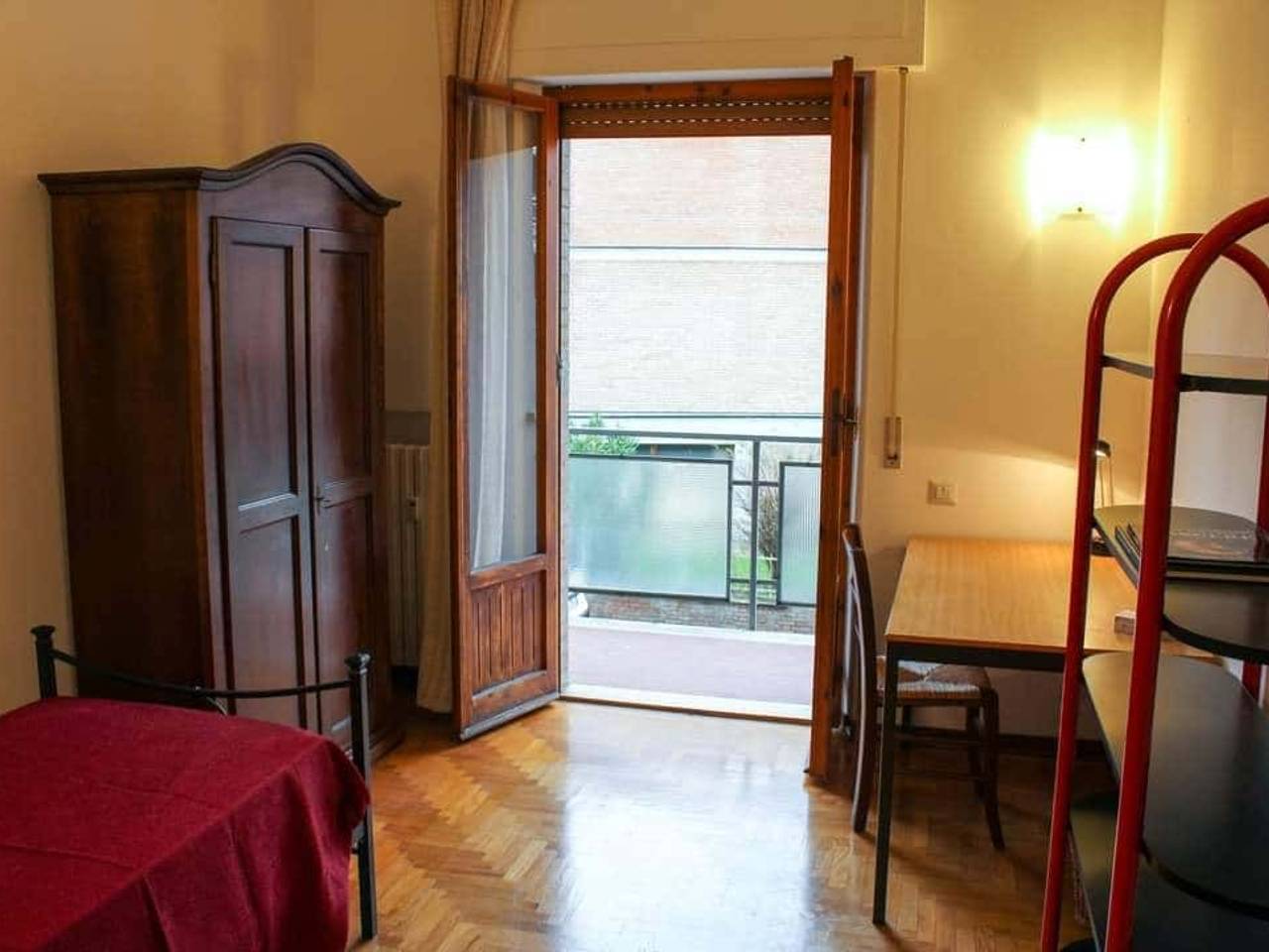 negozio in affitto a Siena in zona San Miniato